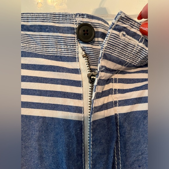 🛥️ 💙 Men’s Arizona blue and white cotton shorts. Size 34. EUC. 🛥️💙 - Picture 4 of 5